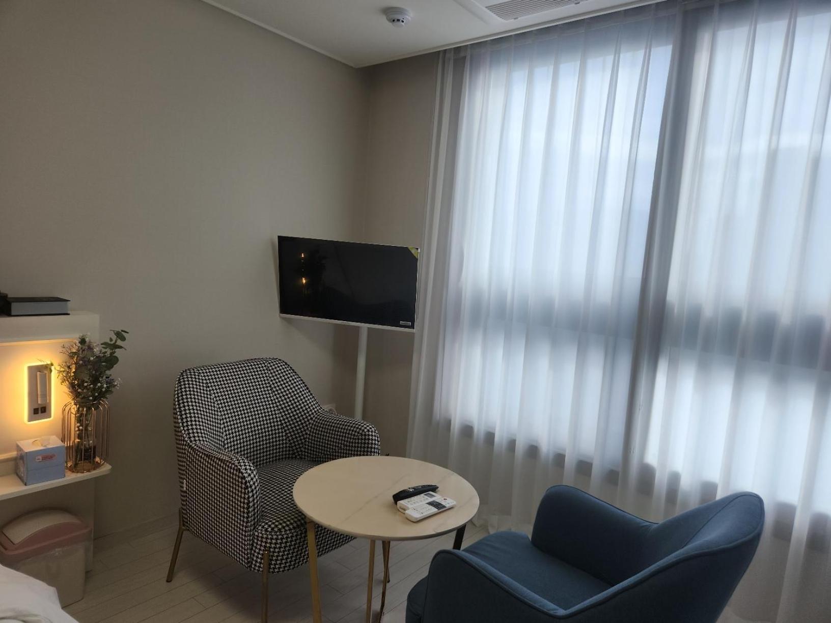 Daegu Star B&B Dsr Hotel Lily Guestroom المظهر الخارجي الصورة