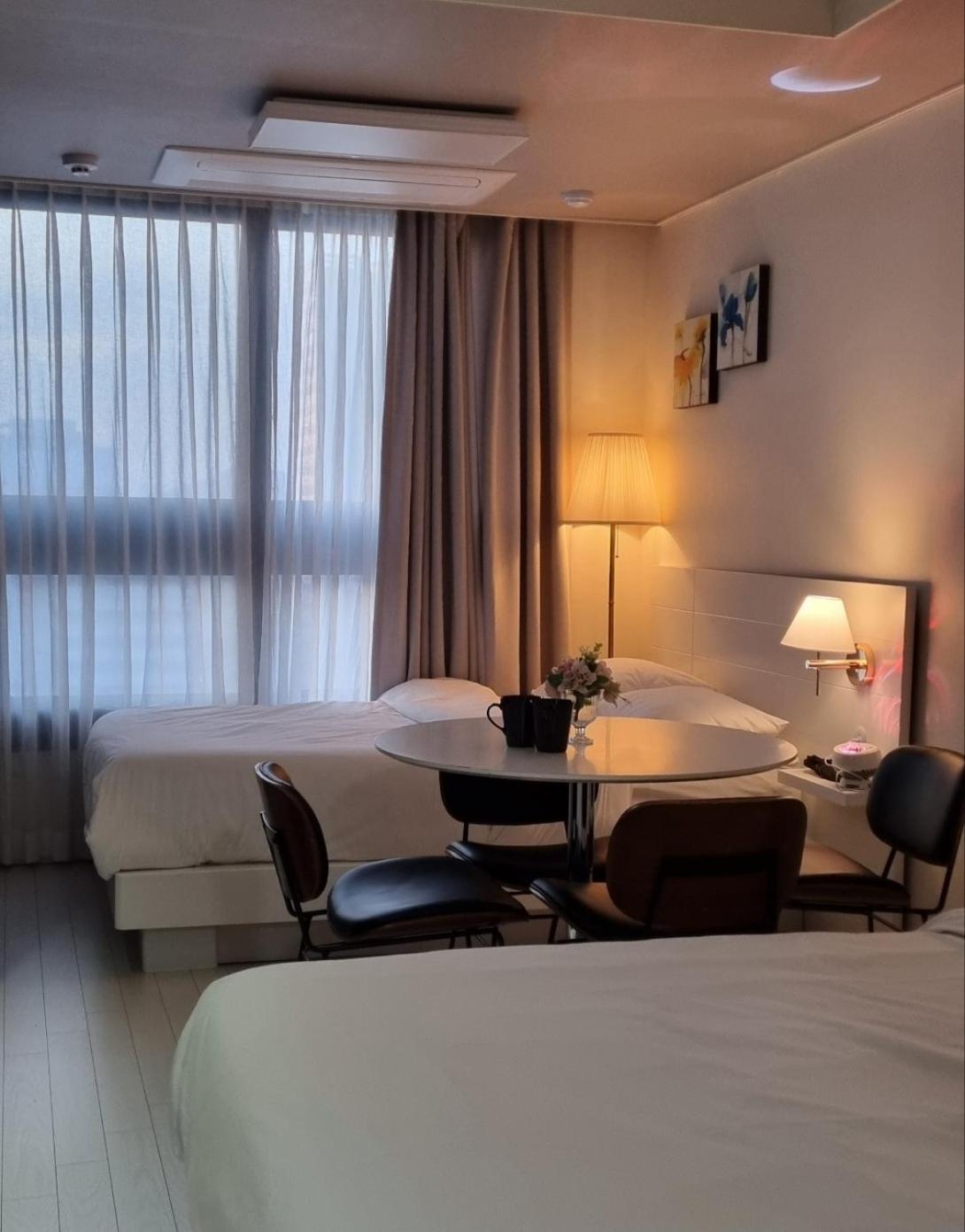 Daegu Star B&B Dsr Hotel Lily Guestroom المظهر الخارجي الصورة