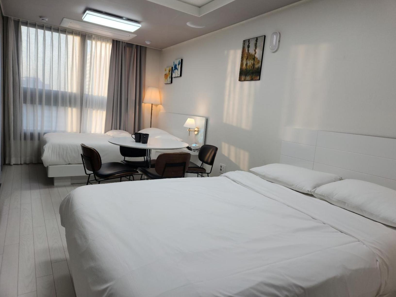 Daegu Star B&B Dsr Hotel Lily Guestroom المظهر الخارجي الصورة