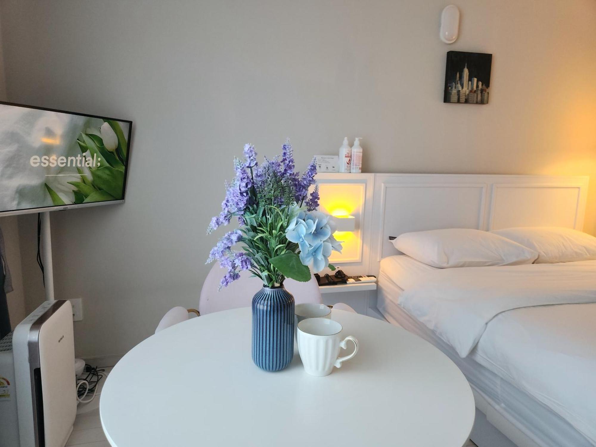 Daegu Star B&B Dsr Hotel Lily Guestroom الغرفة الصورة