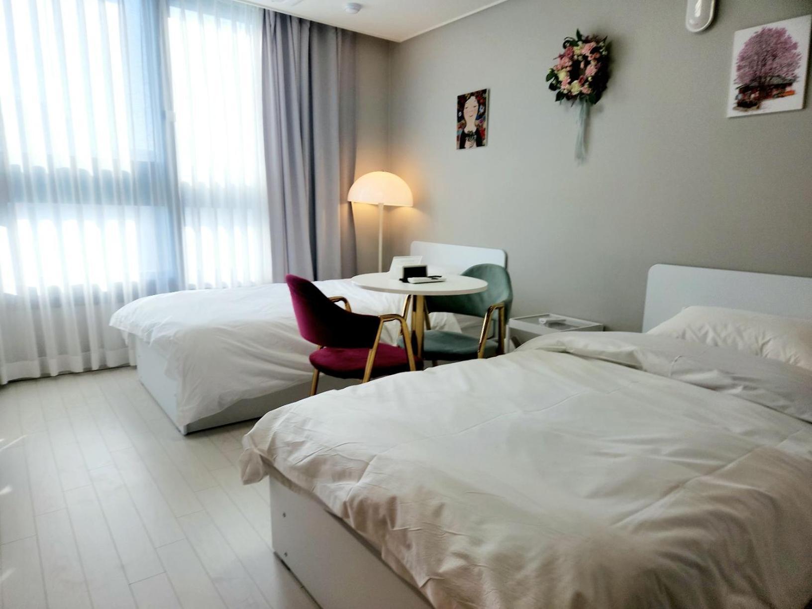 Daegu Star B&B Dsr Hotel Lily Guestroom الغرفة الصورة