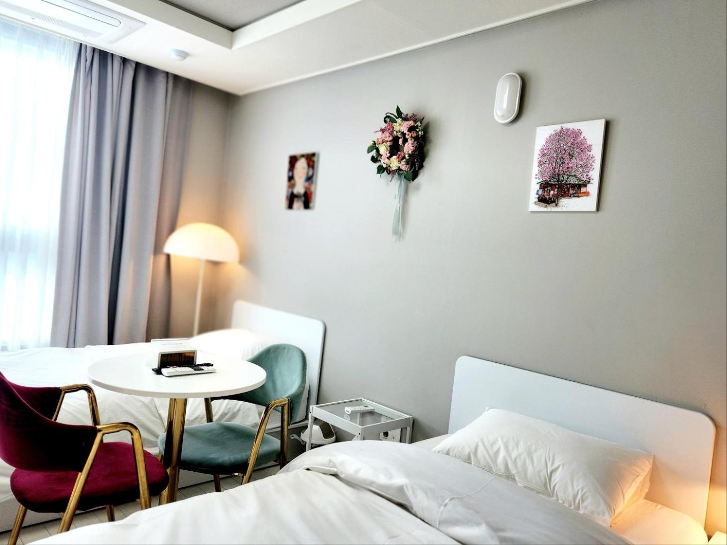 Daegu Star B&B Dsr Hotel Lily Guestroom الغرفة الصورة