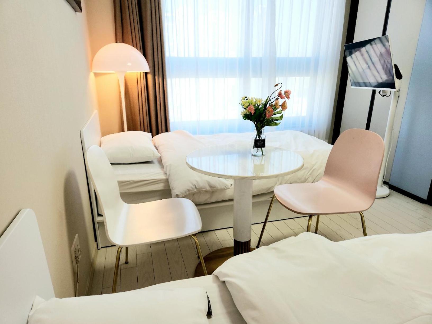 Daegu Star B&B Dsr Hotel Lily Guestroom الغرفة الصورة